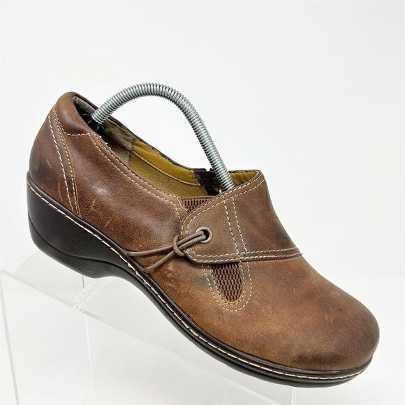 Softspots Women's Brown Leather Slip-On Wedge Comfort Casual Shoes Size 11 Wide - Picture 1 of 13